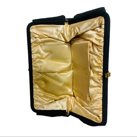 Vintage Black Clutch with Gold Clasp 1950’s - Picture 14 of 14